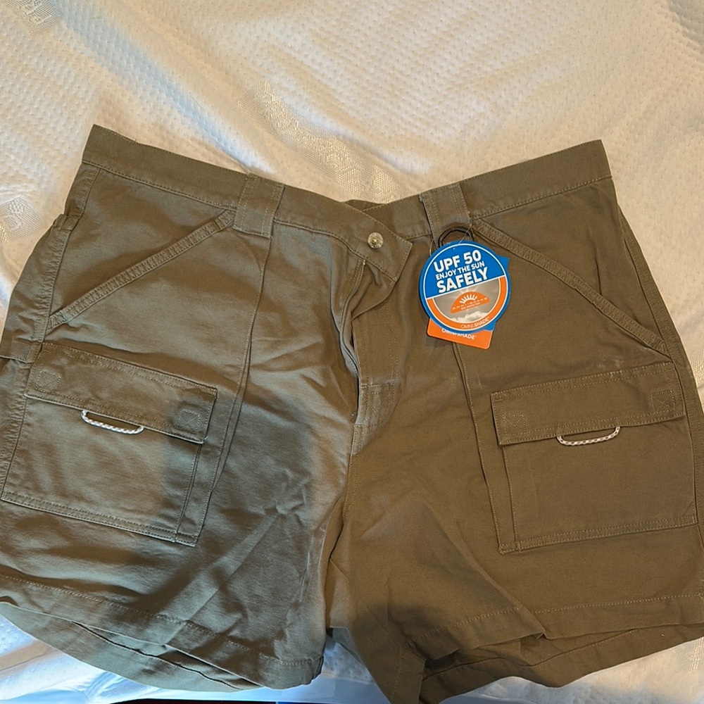 Columbia Men's Cargo Shorts - Olive
